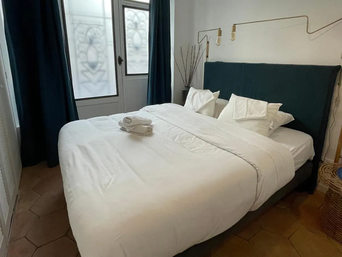 Apartment Residence Les Hauts De Saint Charles Marseille