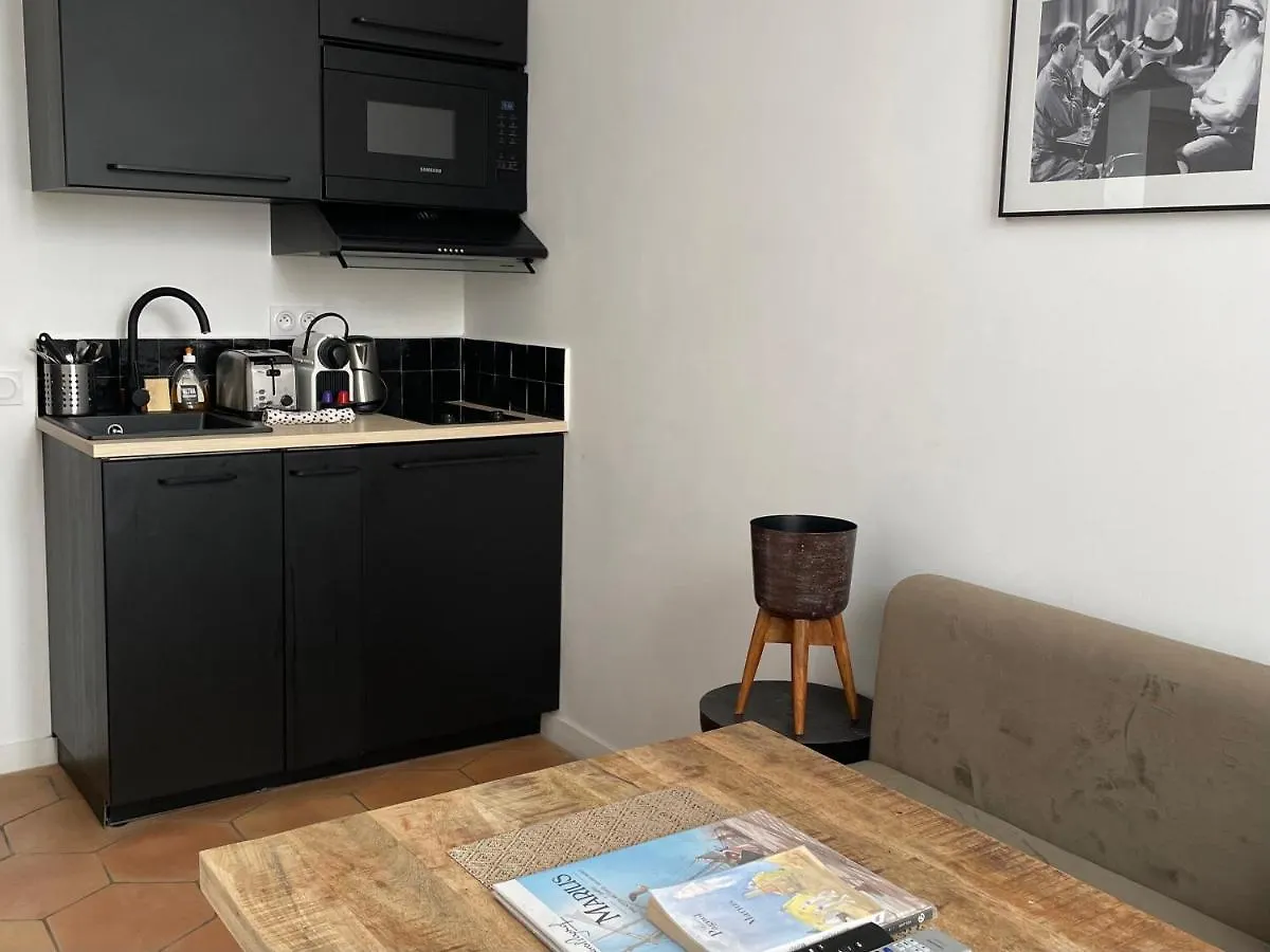 Residence Les Hauts De Saint Charles Marseille 0*,  France